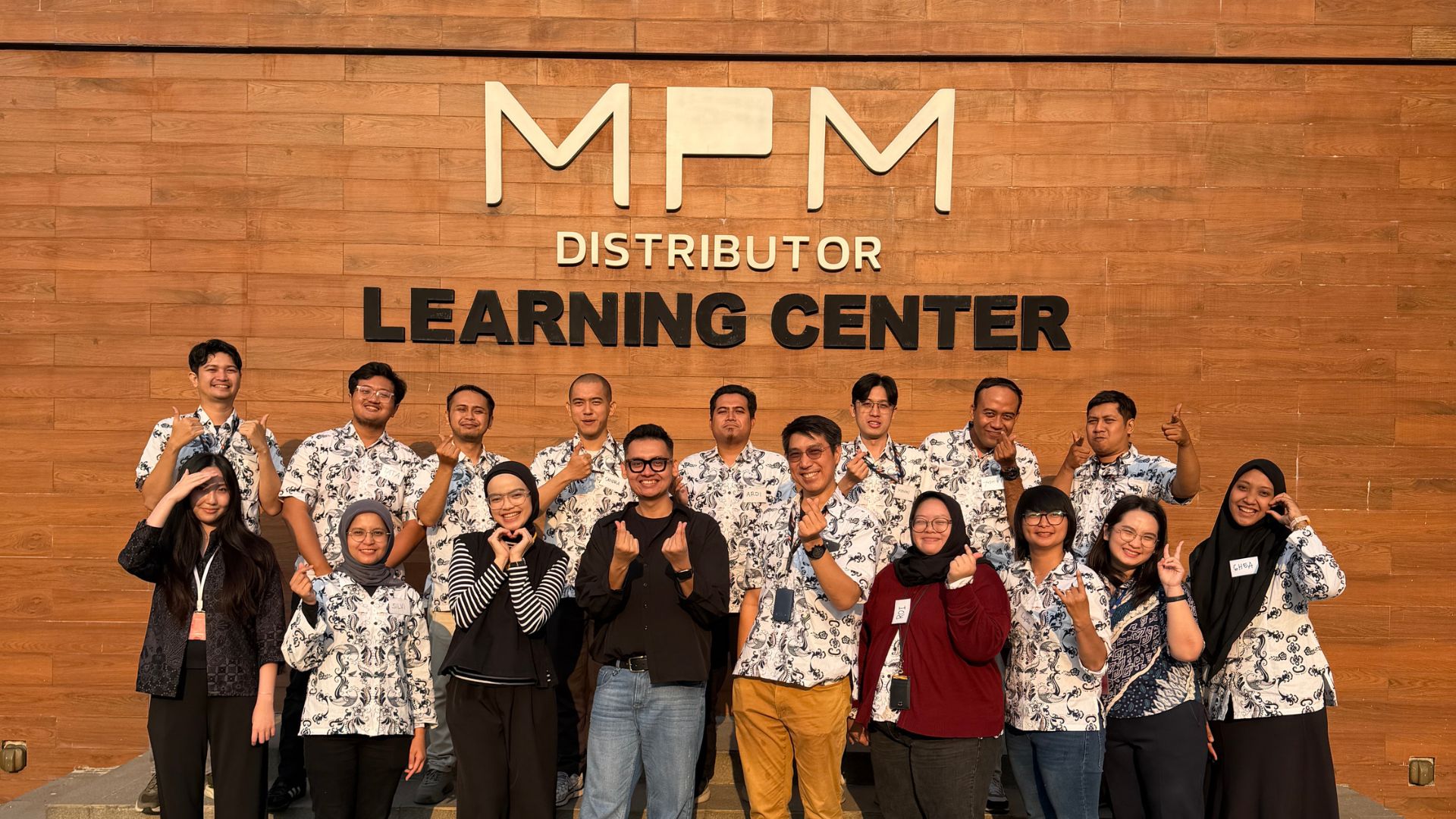 Foto bersama peserta — dokumentasi pelatihan Aditya Iman